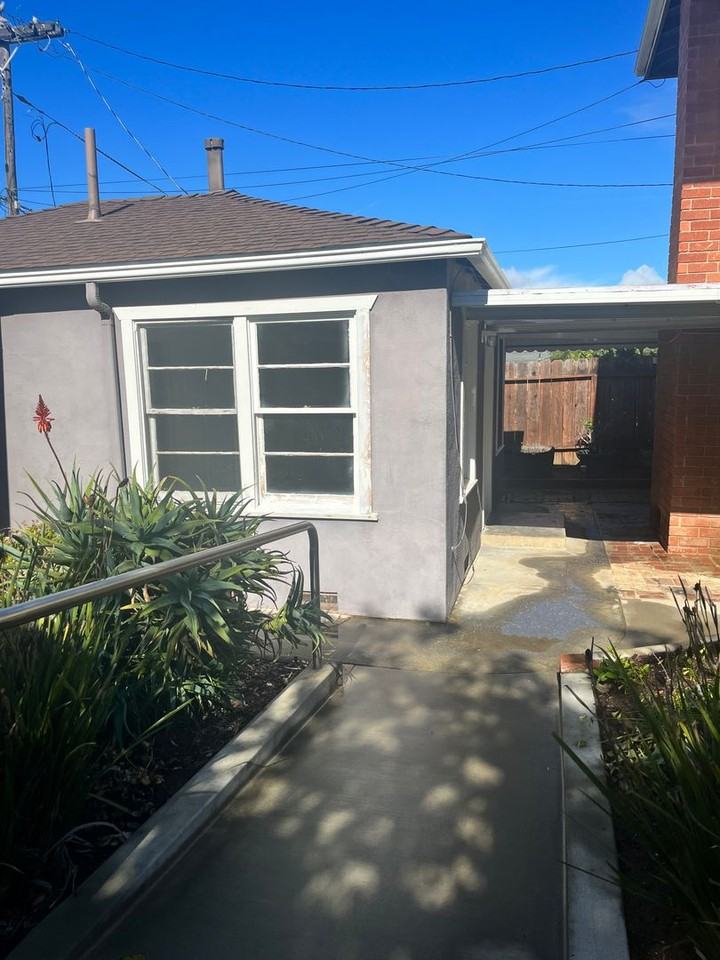 481A Estero Ave - Photo 2 of 31