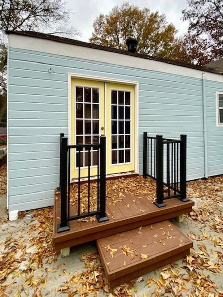 3066 Oxford Ave - Photo 3 of 23