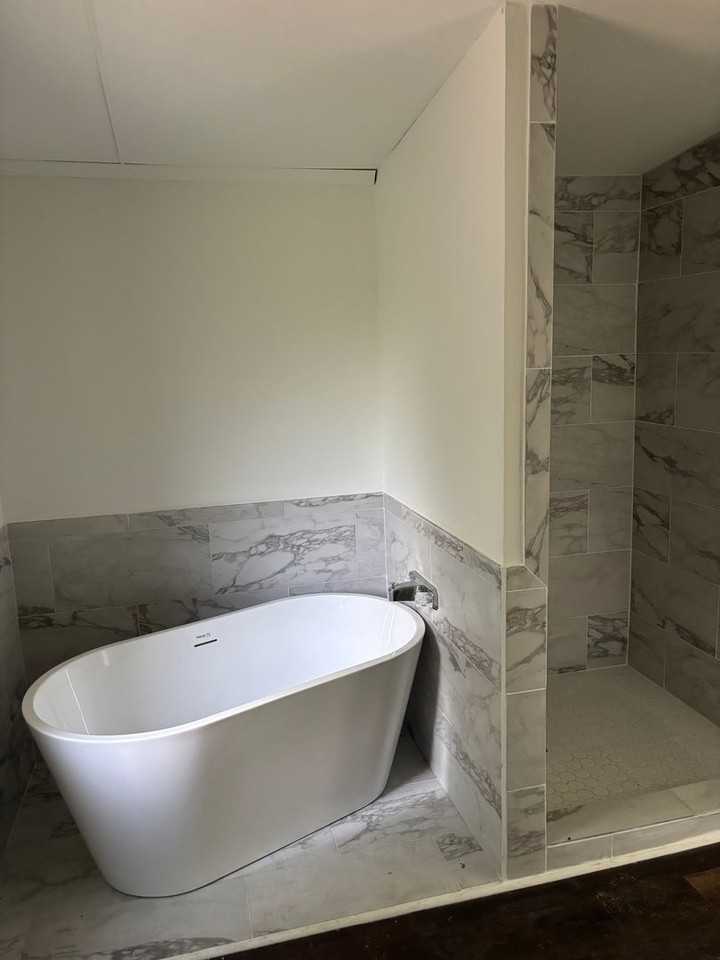 10067 Blue Waters Rd - Photo 2 of 7