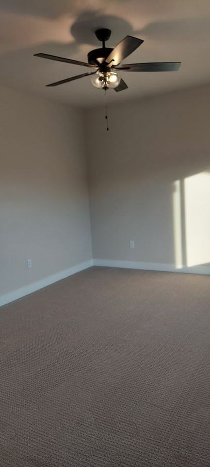 445 Cheney Loop - Photo 6 of 16