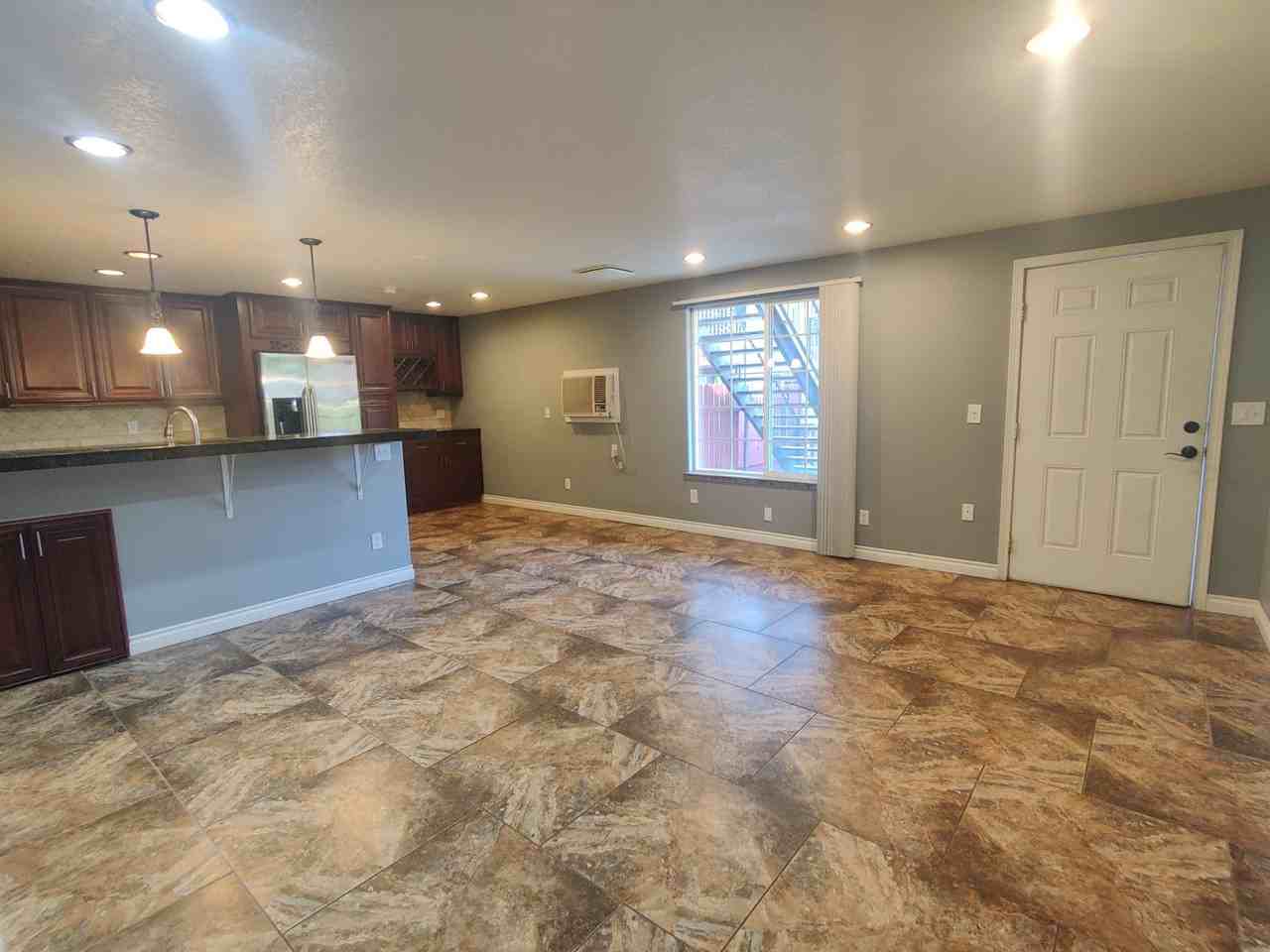 526 526 south 40th D110 - Photo 2 of 14