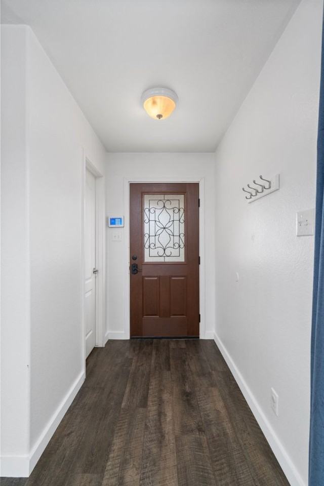 410 Tower Dr - Photo 5 of 27