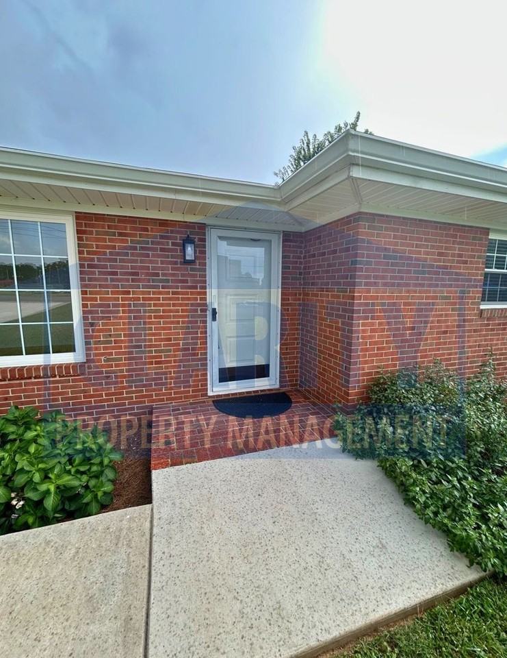 505 24th St Nw - Photo 2 of 28
