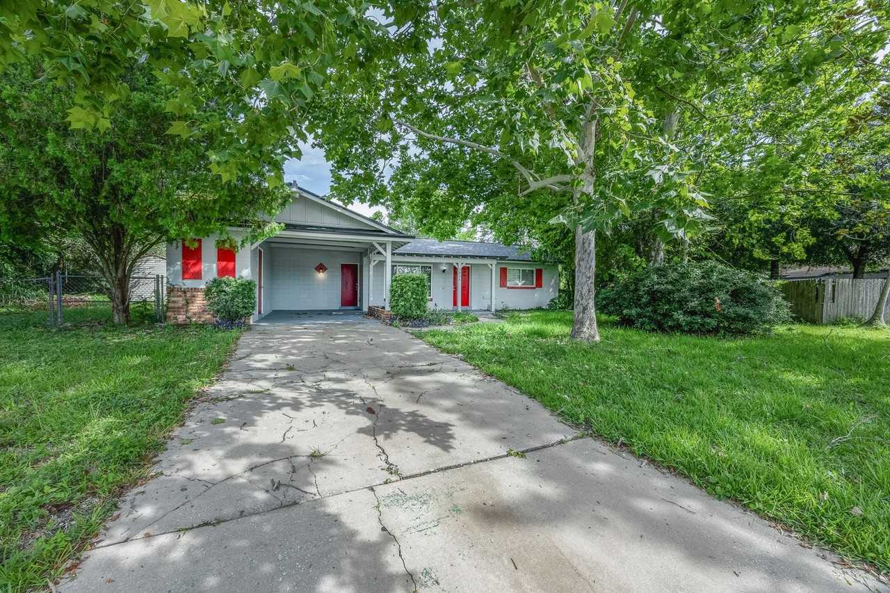 1436 Tangerine Ct - Photo 2 of 14