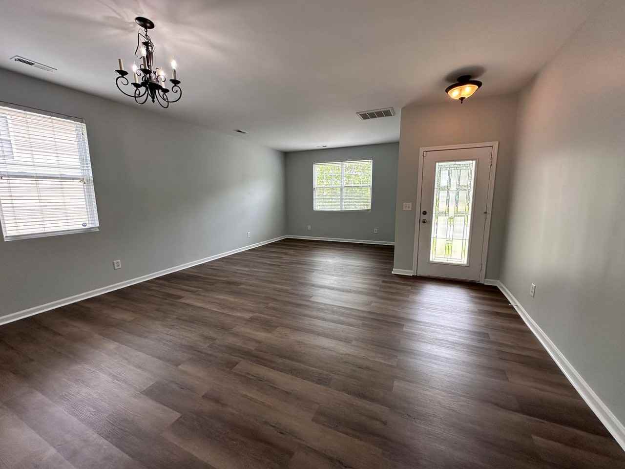 1147 Spicewood Pines Rd - Photo 3 of 29