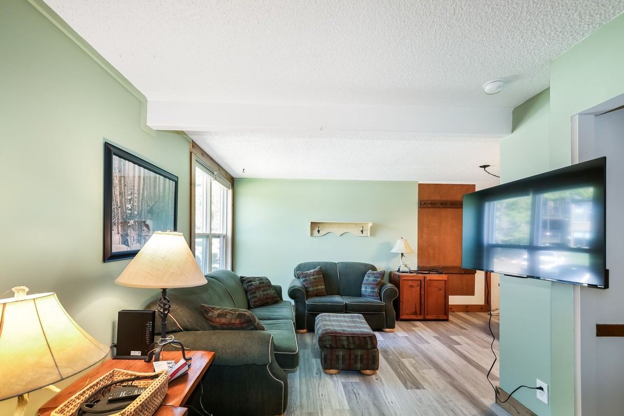 22 Sitting Bull Rd - Photo 4 of 7