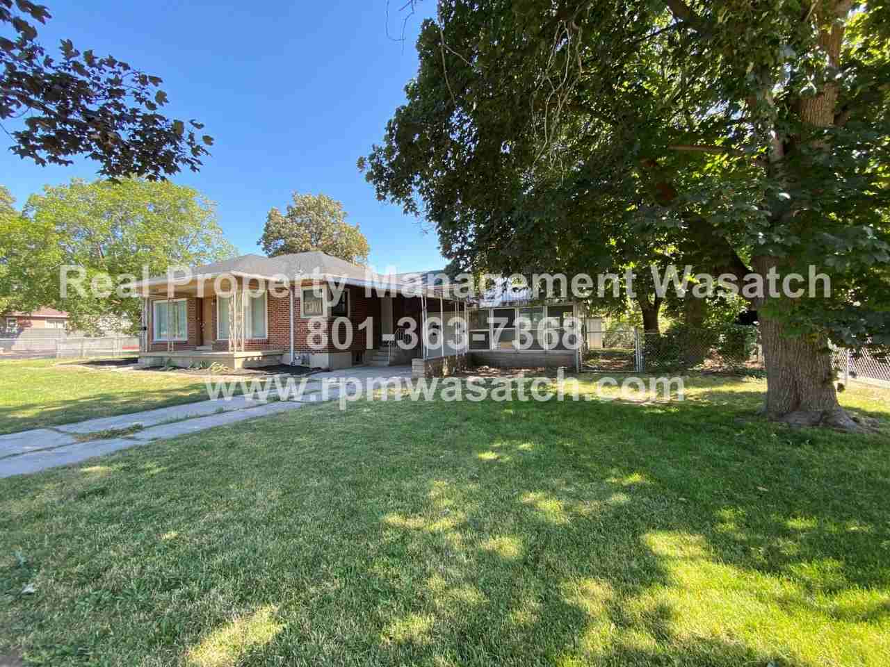 141 W Garden View Dr - Photo 2 of 28