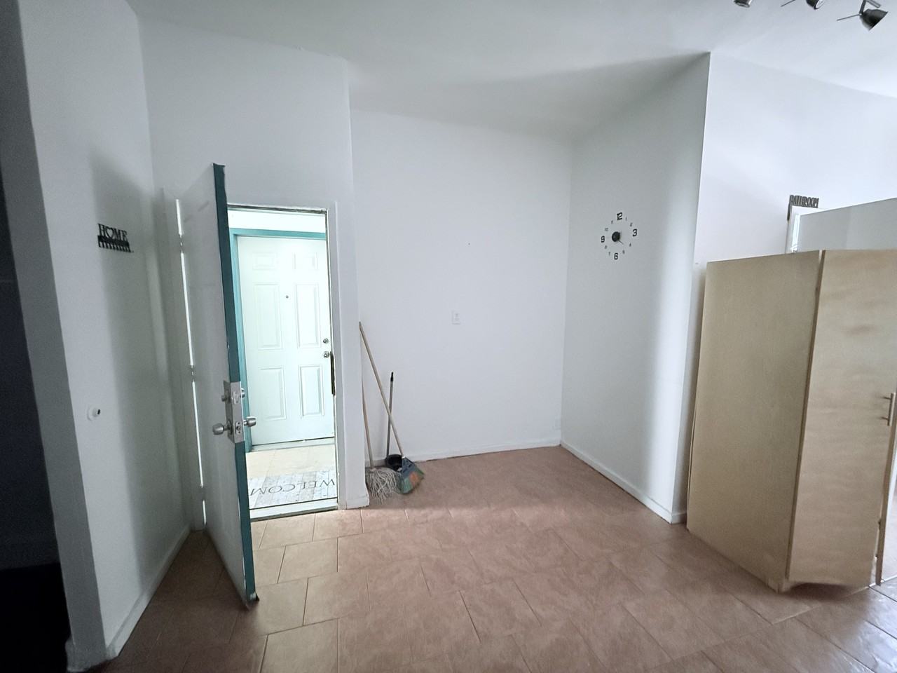 1728 Summerfield Street - Photo 3 of 7