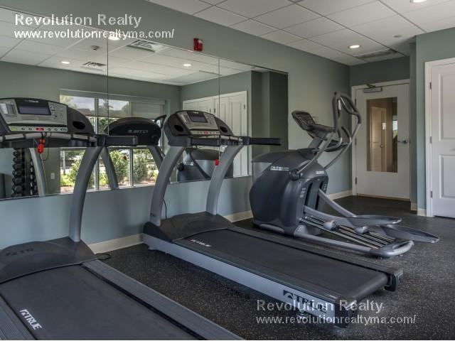 1016 Revere Beach Pkwy #3 - Photo 3 of 7