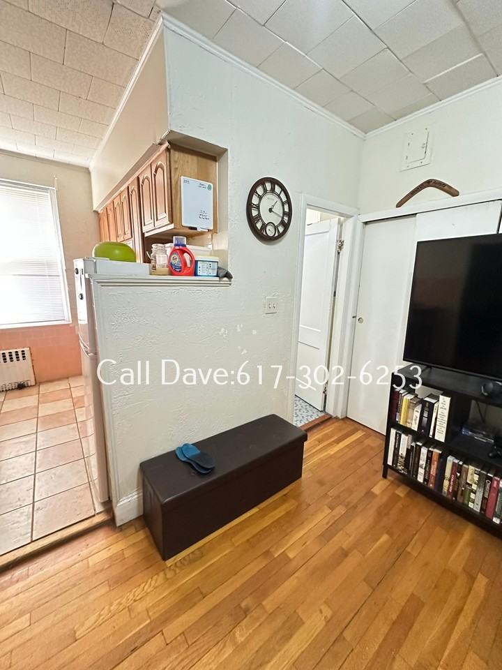 126 Warren St #14 - Photo 2 of 13