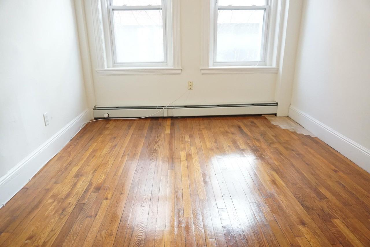 Brainerd Rd #5 - Photo 4 of 7