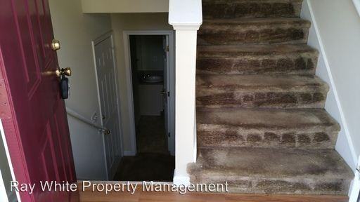 219 Wagon Wheel Dr - Photo 3 of 9