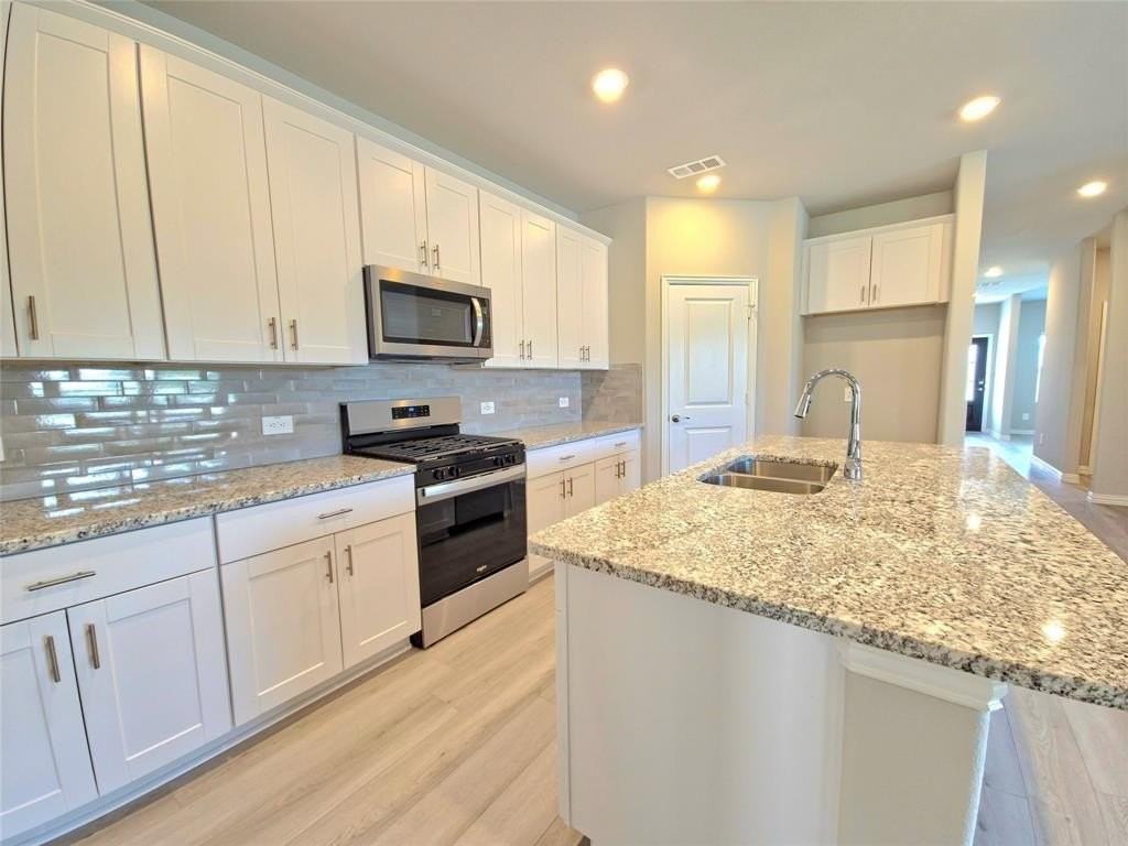 2288 Cliff Springs Dr - Photo 6 of 21