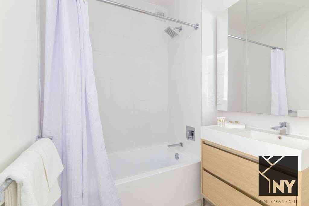 Water St #1402 - Photo 5 of 16