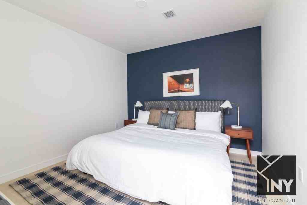 Water St #704 - Photo 4 of 19