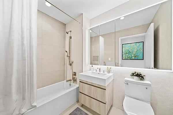 West St #1503 - Photo 5 of 10