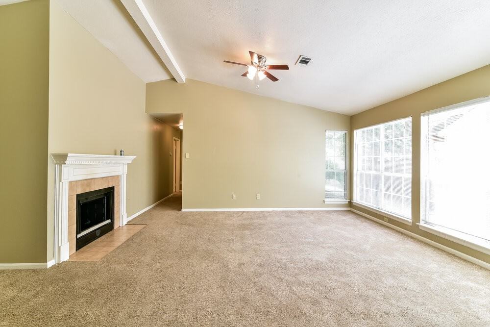 23 Emery Cliff Pl - Photo 3 of 15