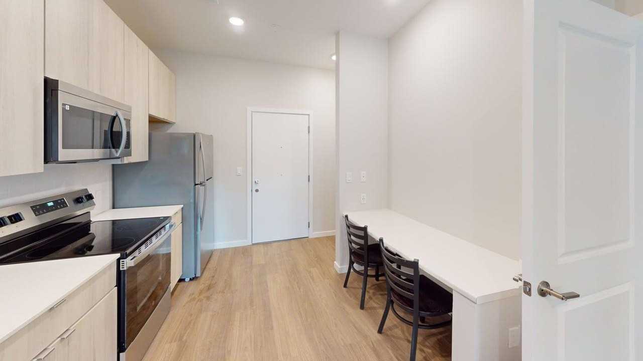 404 E Clark - Photo 6 of 22