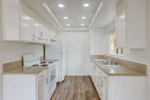 featured image of 859 N Mountain Ave