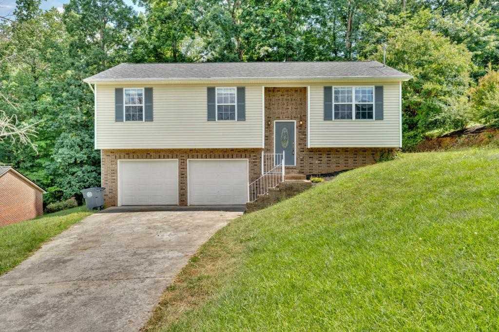 227 Valley Crest Dr - Photo 3 of 36