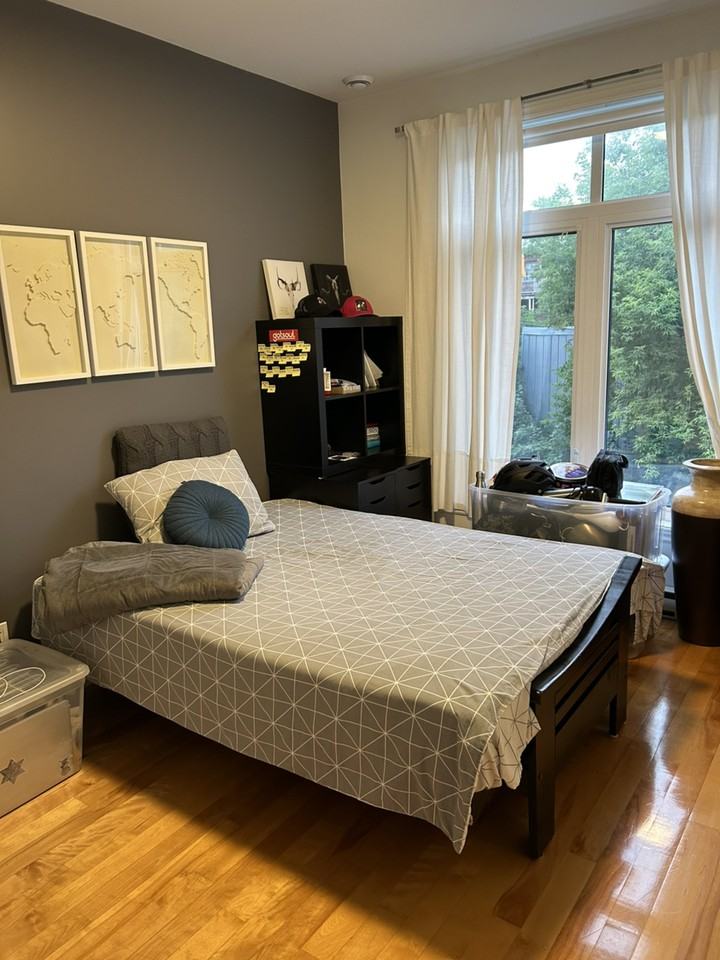 3721 Rue Hochelaga - Photo 3 of 4