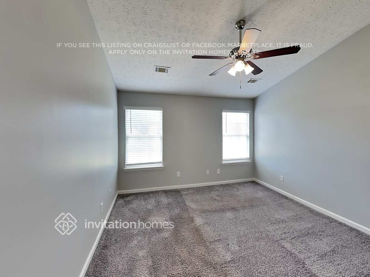 1720 Courtyard Ln - Photo 7 of 18