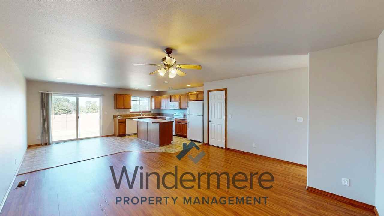 3606 W 19th Ct - Photo 4 of 24