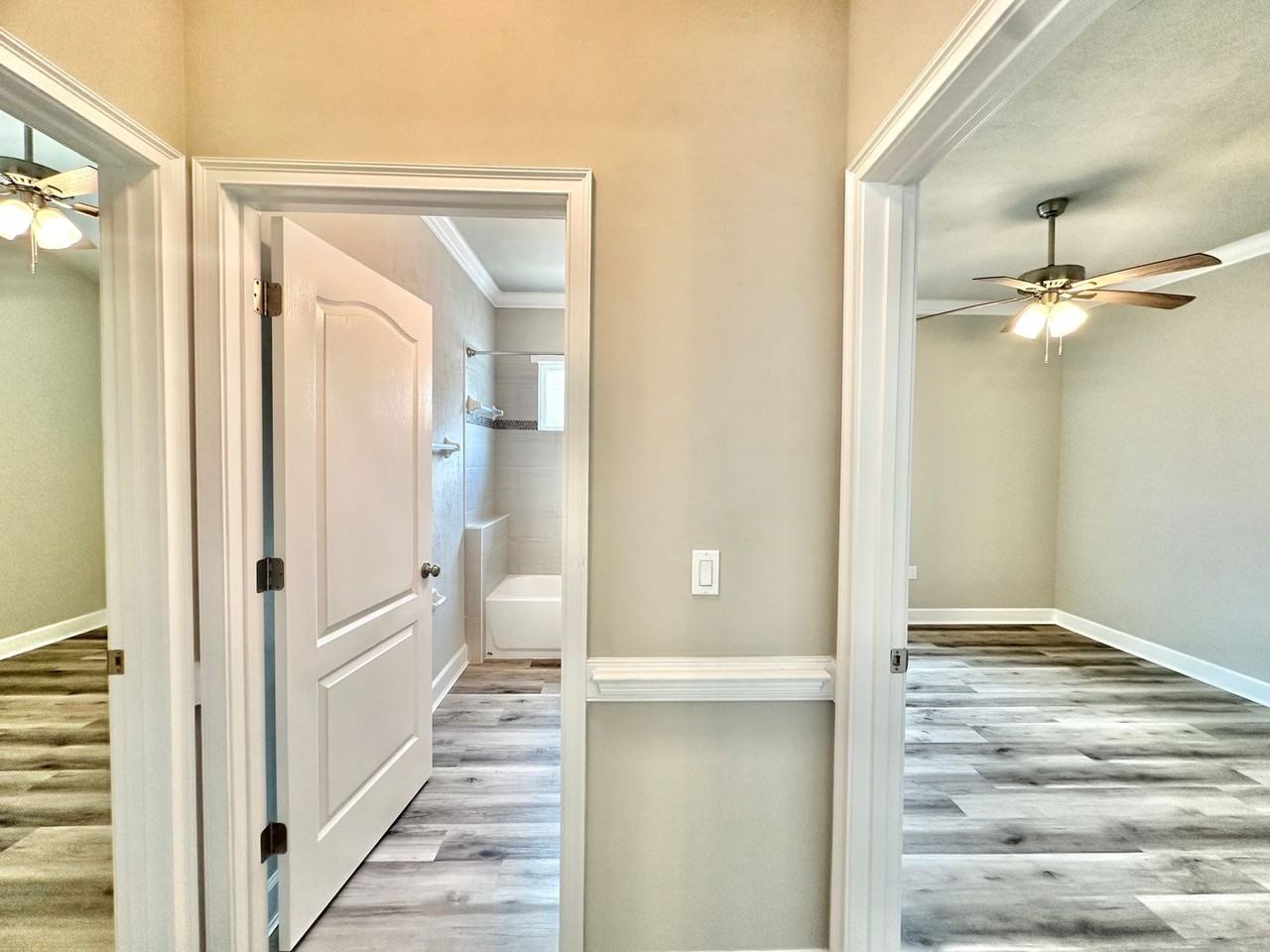 3614 Nw 26th St - Photo 3 of 18