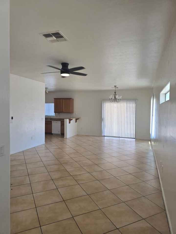 3569 E Drexel Manor Stra - Photo 3 of 29