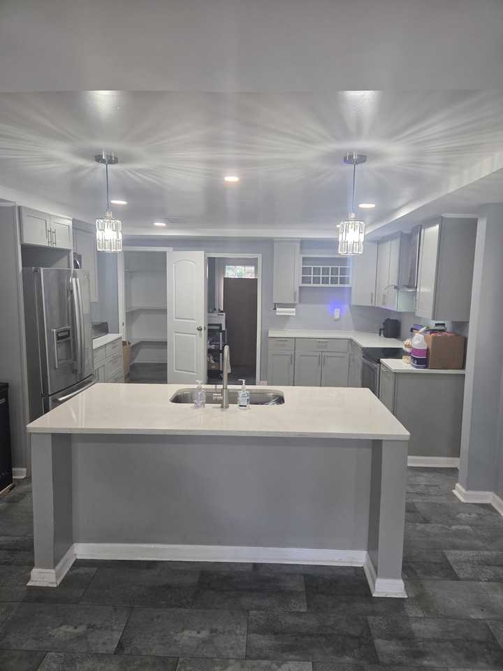 1833 Arcadian St #NA - Photo 3 of 13