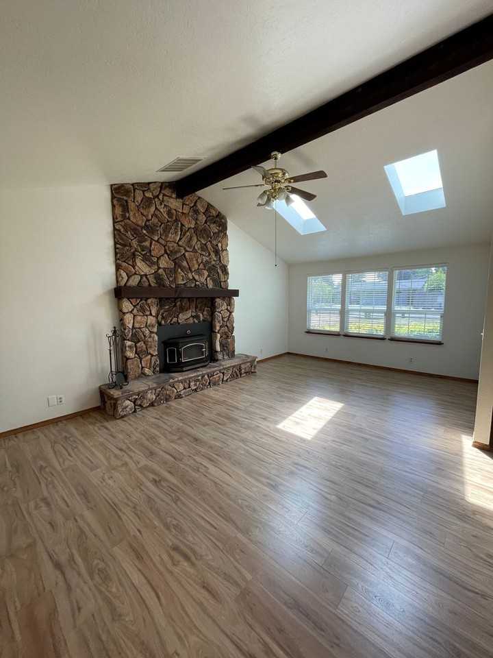 4751 Scott Way - Photo 3 of 15