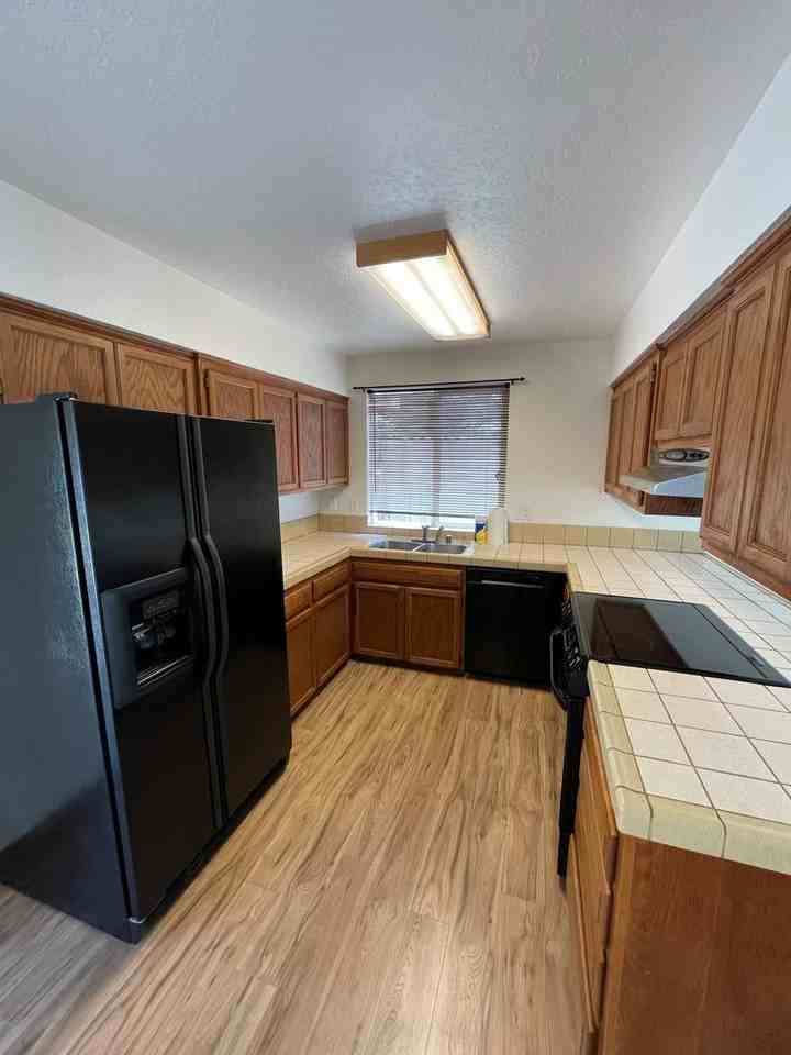 4751 Scott Way - Photo 5 of 15