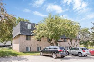 featured image of 302 Finkbine Ln