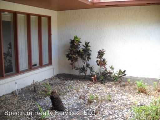 9830 Woodrose Ln - Photo 2 of 10