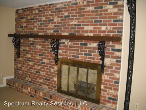 9830 Woodrose Ln - Photo 3 of 10