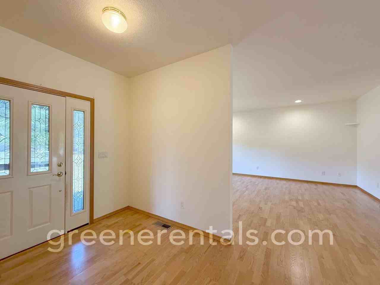 1288 Park Ave E - Photo 3 of 34