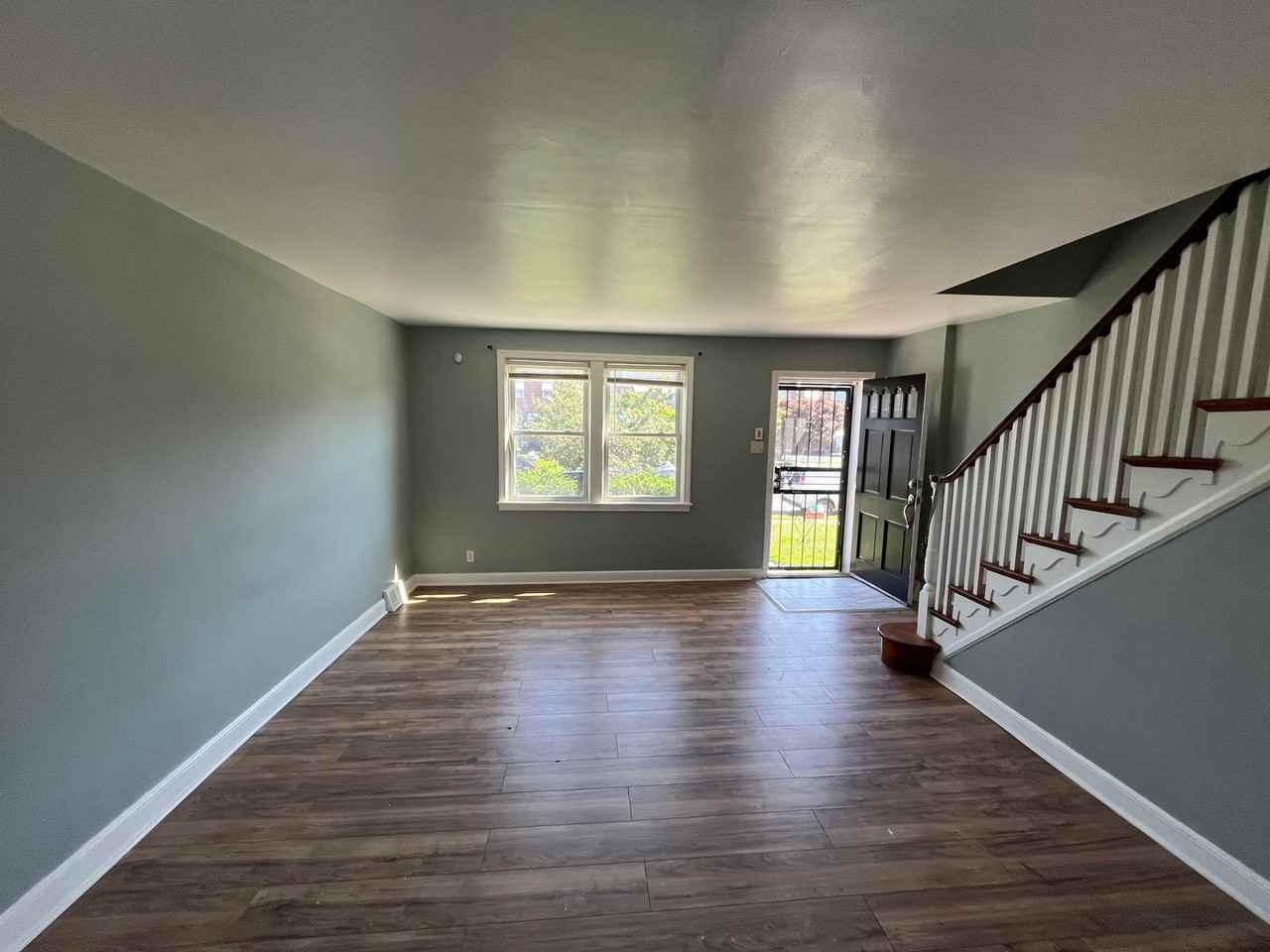 3232 Friendship St - Photo 3 of 15