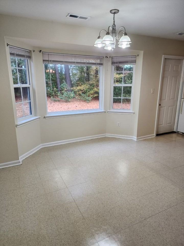 116 Ida Acres - Photo 4 of 20