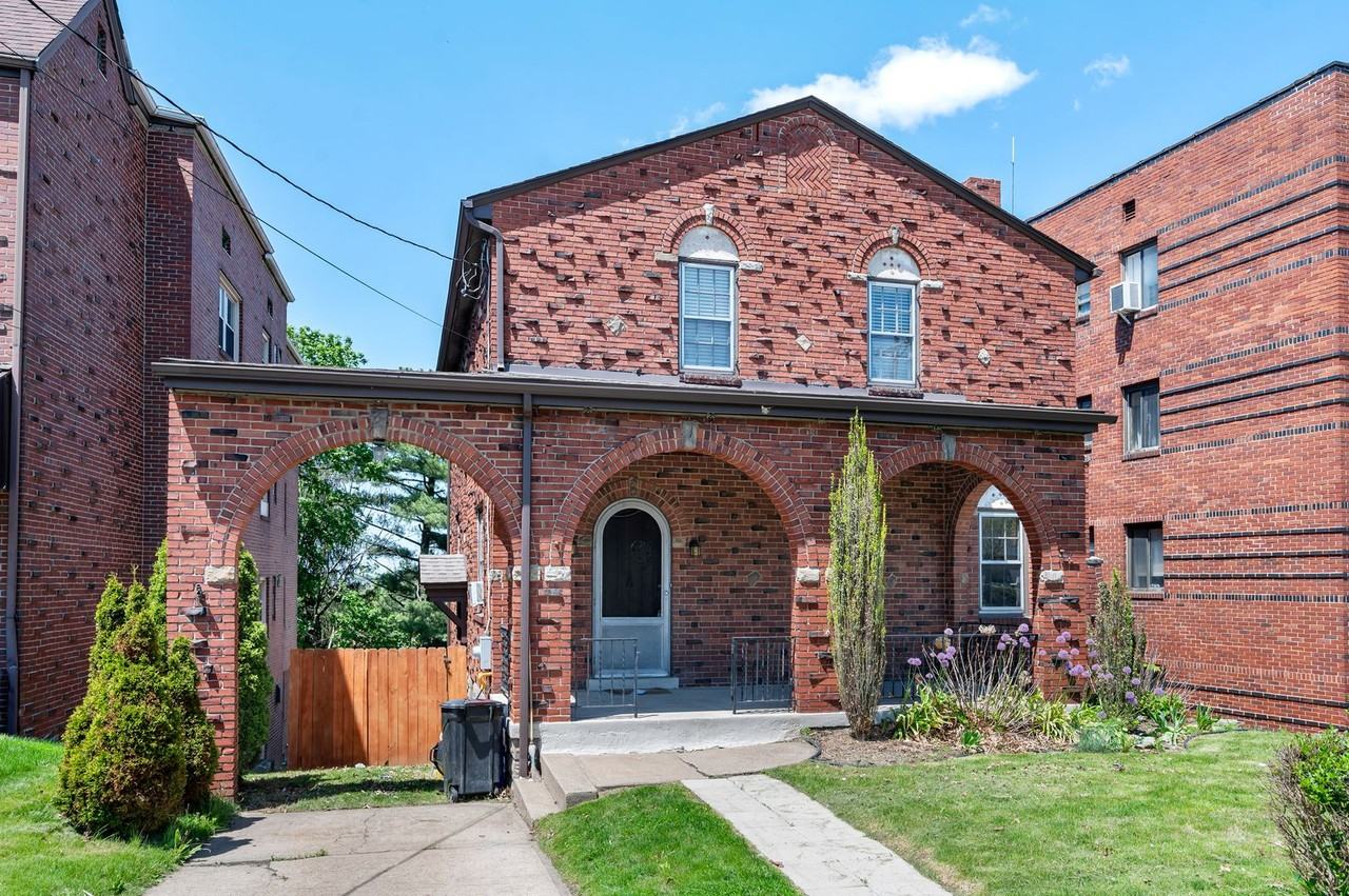 3846 Brownsville Rd - Photo 2 of 28