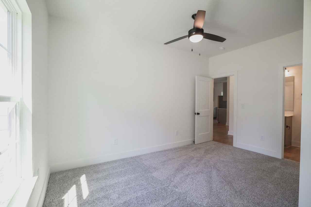 Brand New 3 Bed/3 Bath Duplex! - Photo 3 of 9