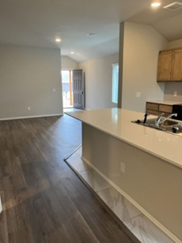 2936 Nw 195th St - Photo 3 of 16