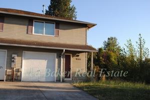 featured image of 953 Charter Pl Ne