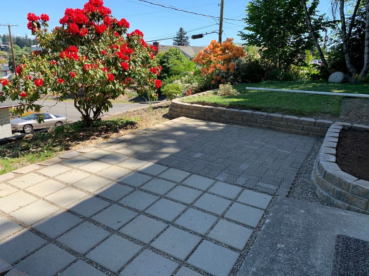 303 Lafayette Avenue North #B - Photo 2 of 15