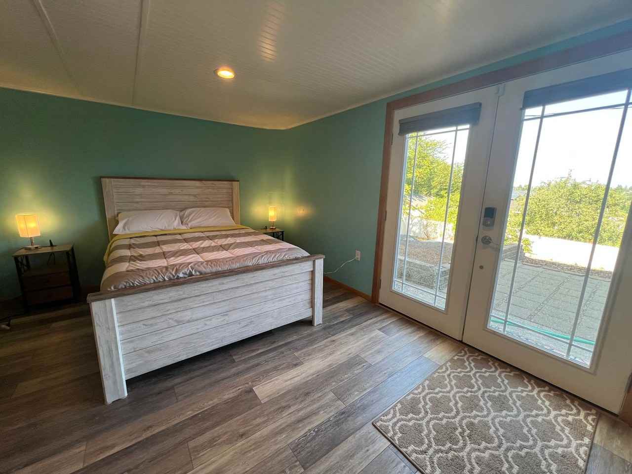 303 Lafayette Avenue North #B - Photo 3 of 15