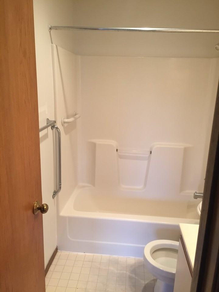 Holly 100 - Photo 7 of 50