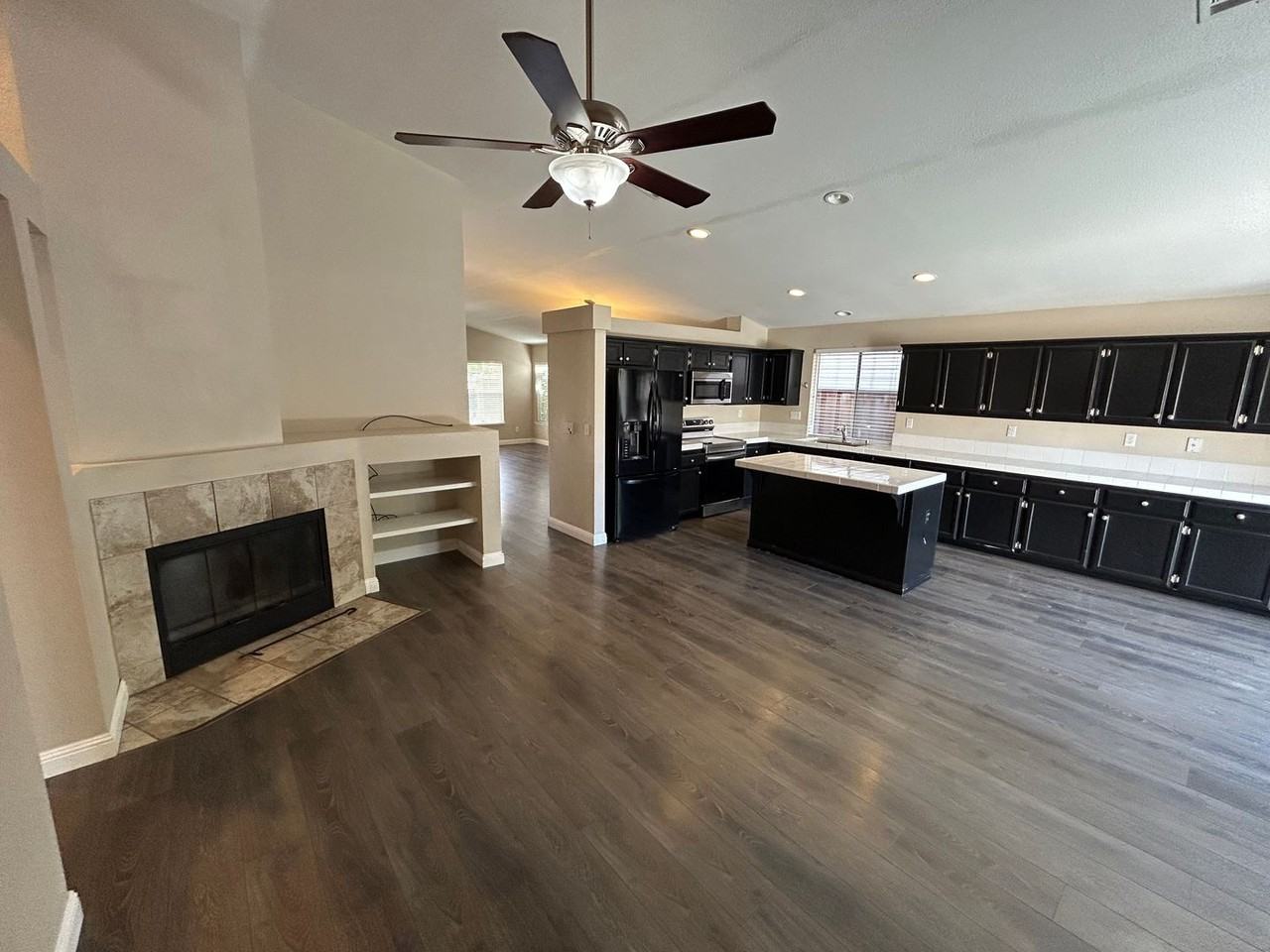 1145 Stonecrest Dr - Photo 5 of 21