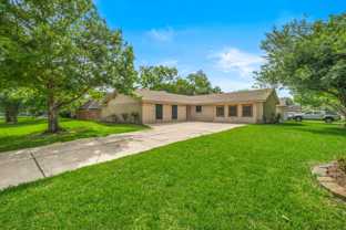 4915 Kentington Dr - Photo 1 of 1