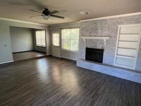 3821 Meadow Ln - Photo 1 of 1