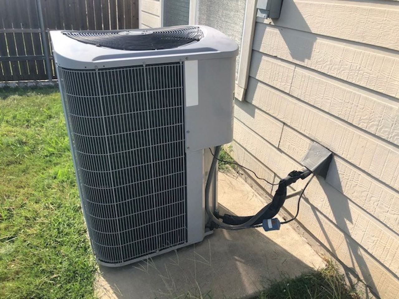 1837 Walnut Way - Photo 2 of 18