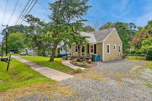 2915 University Dr - Photo 1 of 1
